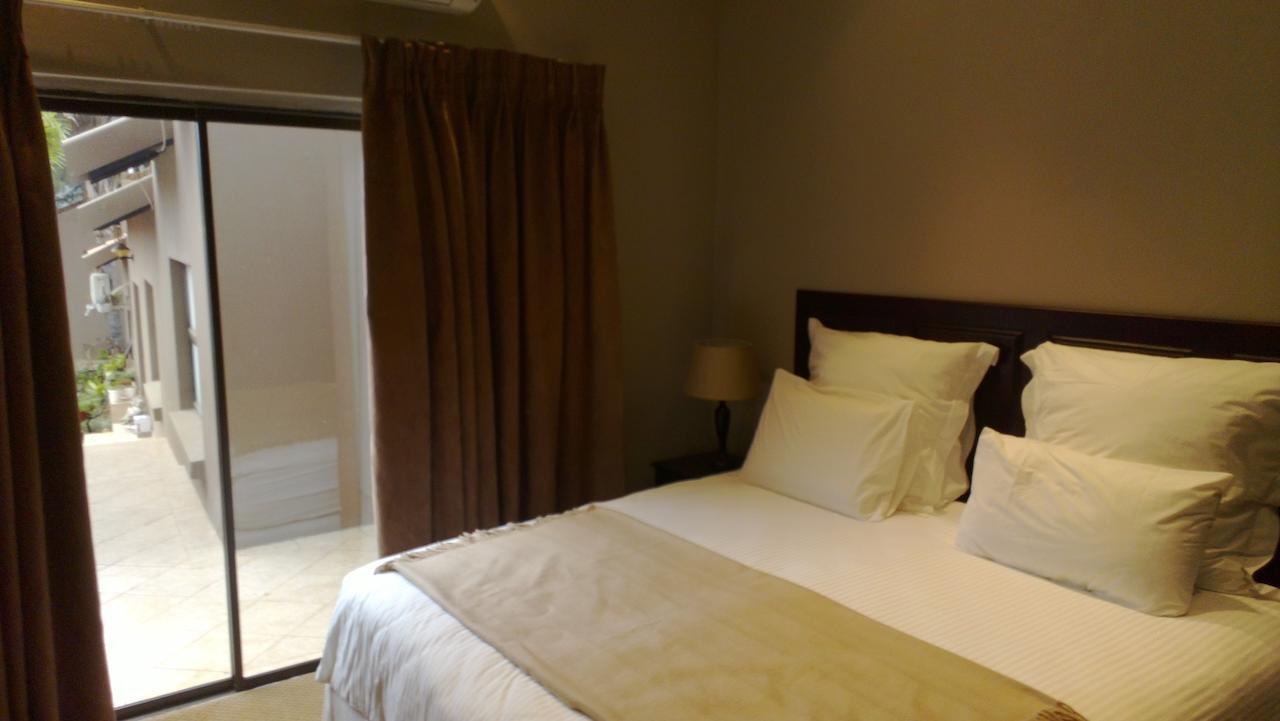 Woodridge Palms Boutique Hotel Swartruggens エクステリア 写真