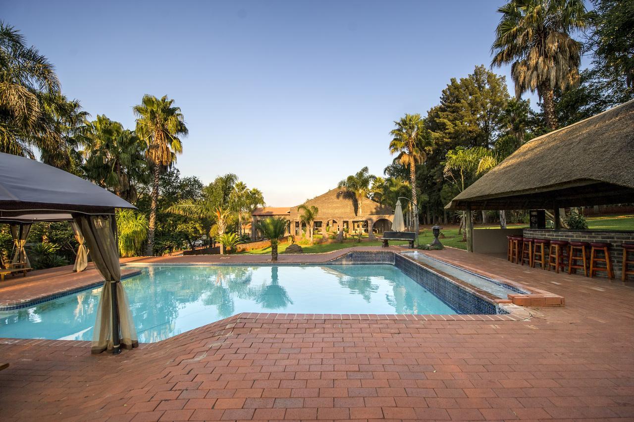 Woodridge Palms Boutique Hotel Swartruggens エクステリア 写真
